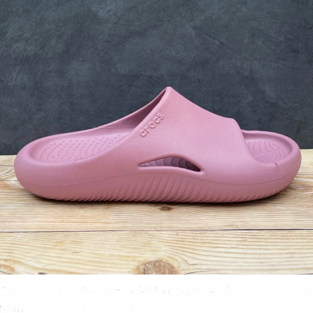 Crocs Mellow Recovery Slides Sandals Classic Mauve Pink Mens 4 Women's 6 Comfort